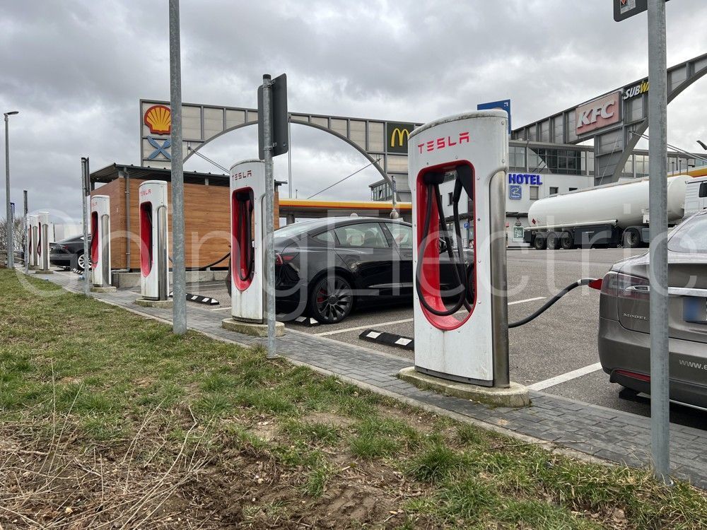 Supercharger Euro Rastpark Schweitenkirchen