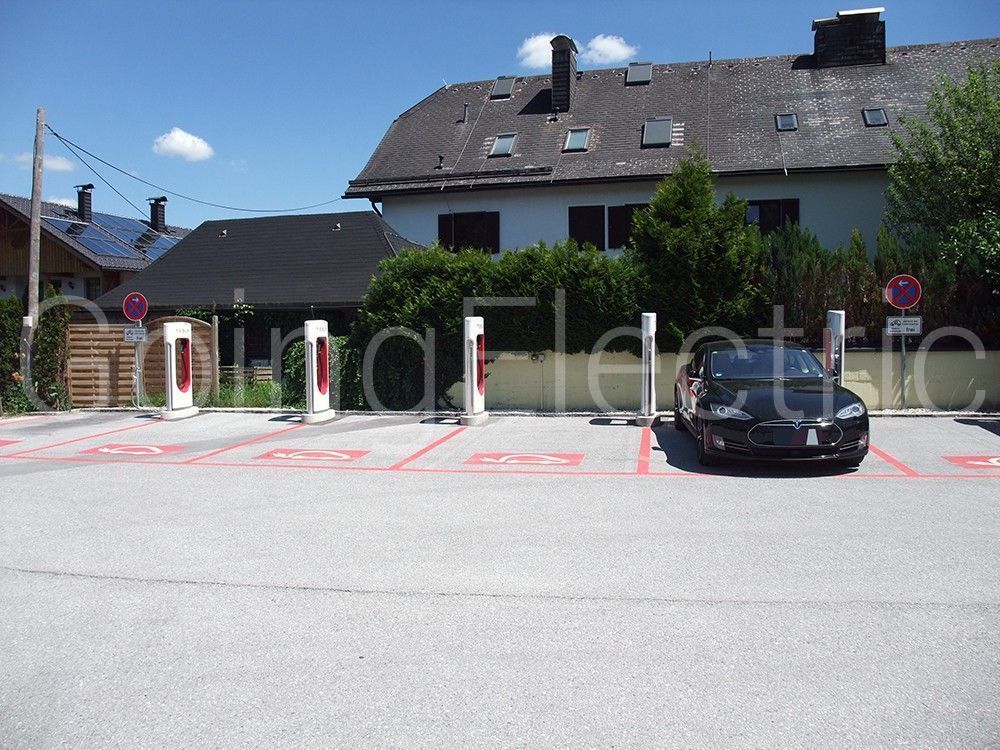Supercharger Hotel Kaiserhof