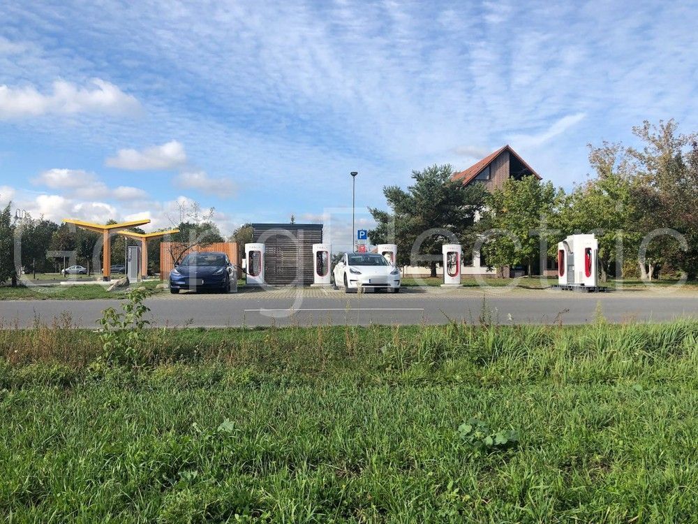 Supercharger